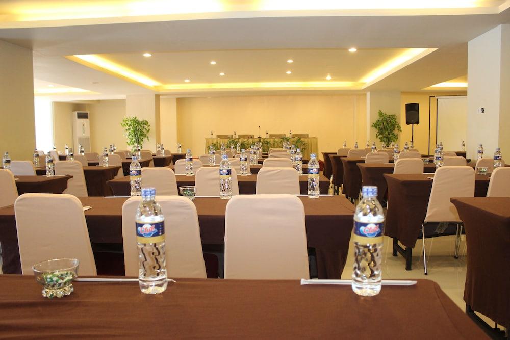 Grand Asia Hotel Μακασάρ Εξωτερικό φωτογραφία