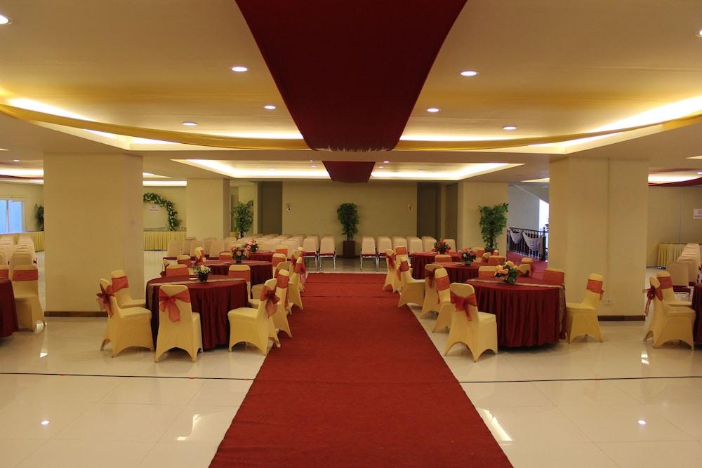 Grand Asia Hotel Μακασάρ Εξωτερικό φωτογραφία